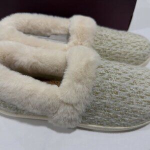 Skechers Cozy Lite Sparkle Knit Slippers Sweet Walk Natural Gold 9.5 Medium NWB